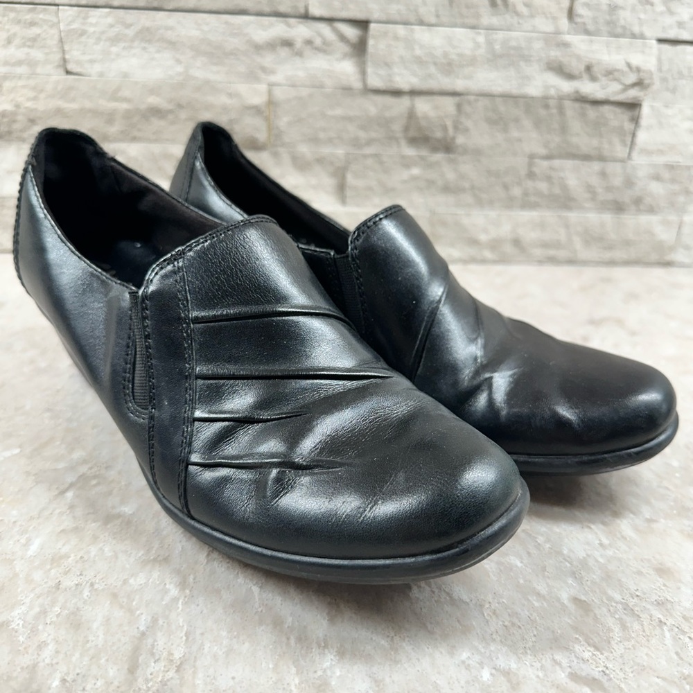 Clarks Womens Black Partridge Leather Loafer Slip On Pleated Bootie Size 6